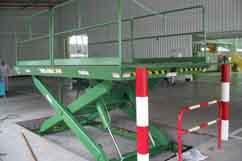 固定式液壓登車(chē)橋被廣泛應(yīng)用